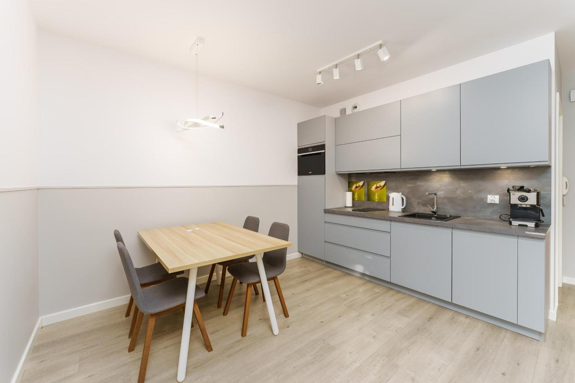 Apartment Faro Nadmorskie Tarasy Przy Latarni I Molo Baseny, Sauny, Fitness I Parking W Cenie